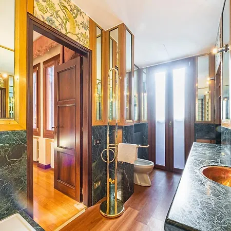Ca' Pellegrini Luxury Grand Canal Apartament *