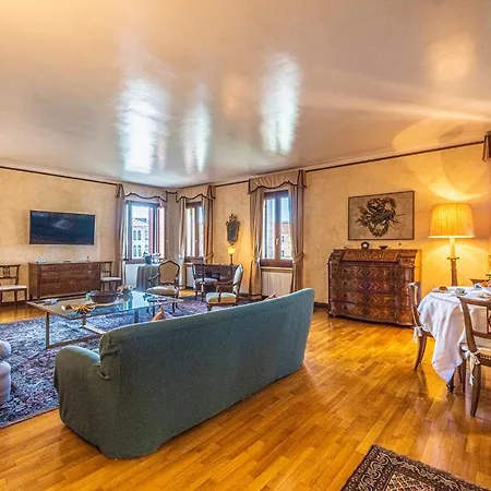 Ca' Pellegrini Luxury Grand Canal Apartamento