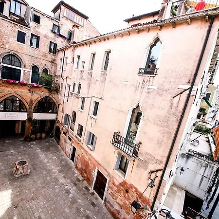 Apartment Ca' Pellegrini Luxury Grand Canal *
